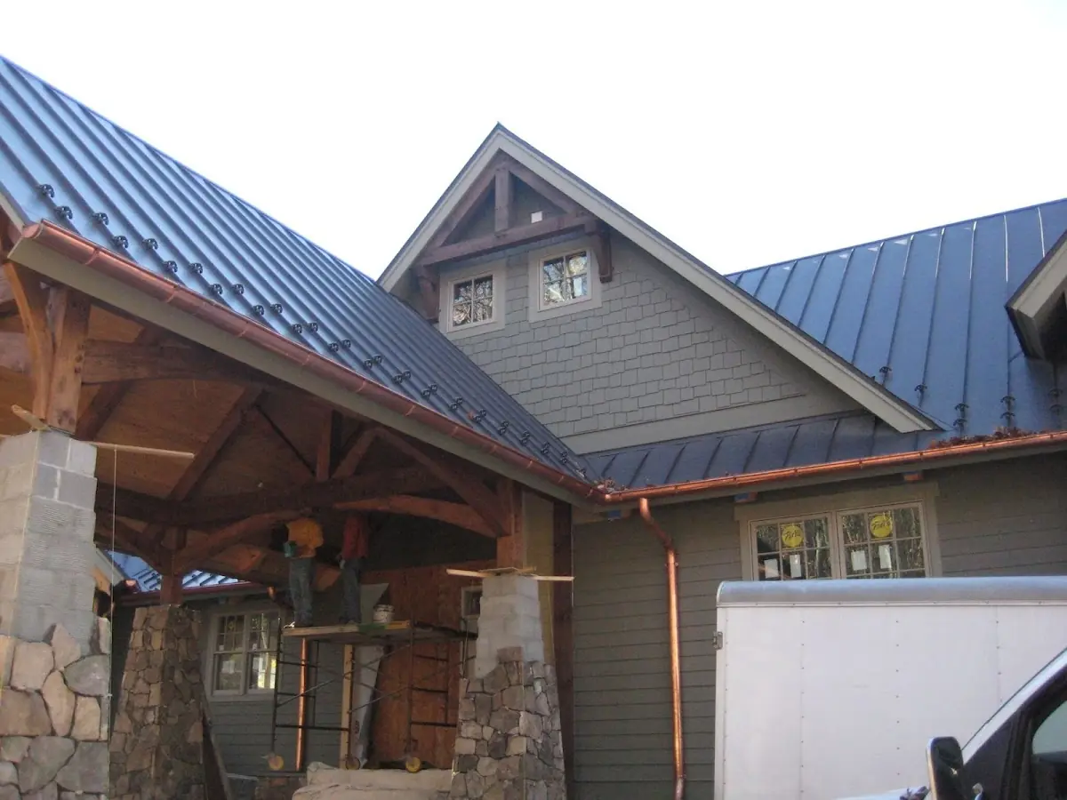 Craftsman Roofing team delivering quality roofing work in Noblesville